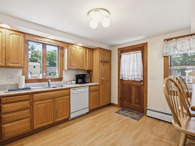 36 Bridge St, Billerica, MA 01821