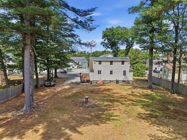 36 Bridge St, Billerica, MA 01821