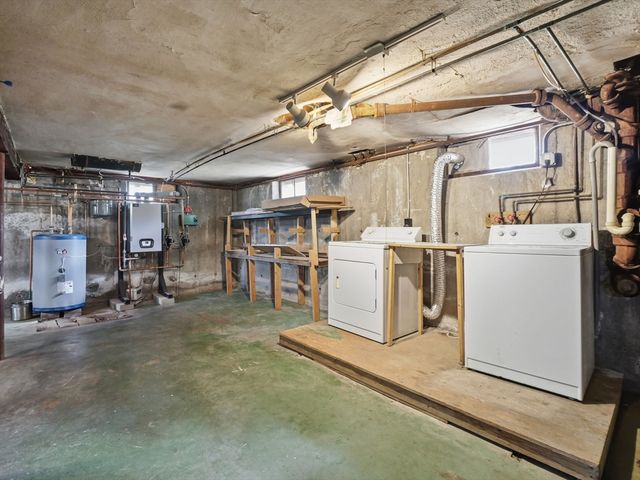 36 Bridge St, Billerica, MA 01821