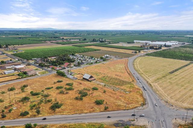 5000 Nunes Rd, Turlock, CA 95382