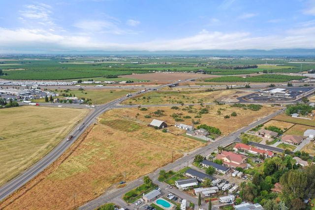 5000 Nunes Rd, Turlock, CA 95382