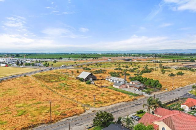 5000 Nunes Rd, Turlock, CA 95382