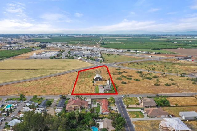 5000 Nunes Rd, Turlock, CA 95382