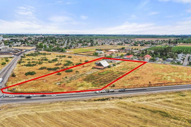 5000 Nunes Rd, Turlock, CA 95382