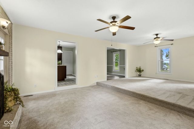 936 W County Road 550 S, Clayton, IN 46118