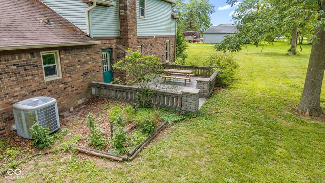 936 W County Road 550 S, Clayton, IN 46118