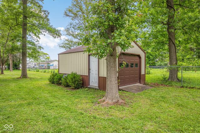 936 W County Road 550 S, Clayton, IN 46118