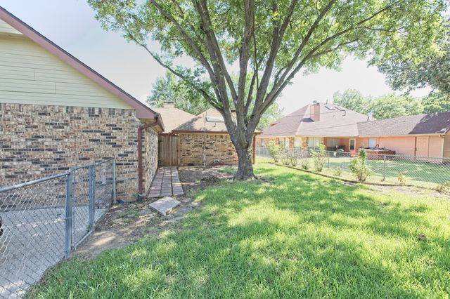 2312 Rockhill Road, Mckinney, TX 75072