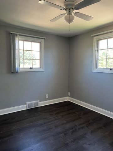 11423 Delvin Drive, Sterling Heights, MI 48314