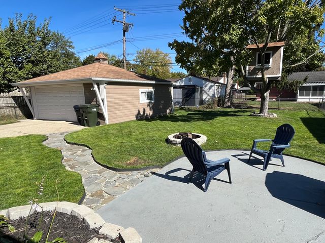 11423 Delvin Drive, Sterling Heights, MI 48314