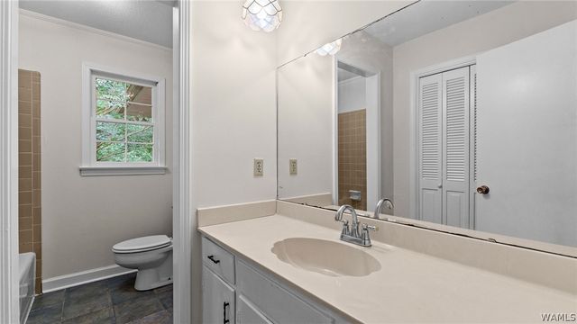 4122 Brookhill, Tuscaloosa, AL 35404