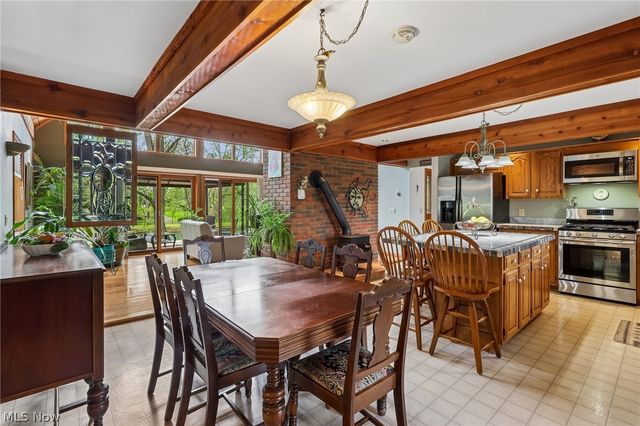 19829 Marks Road, Strongsville, OH 44149