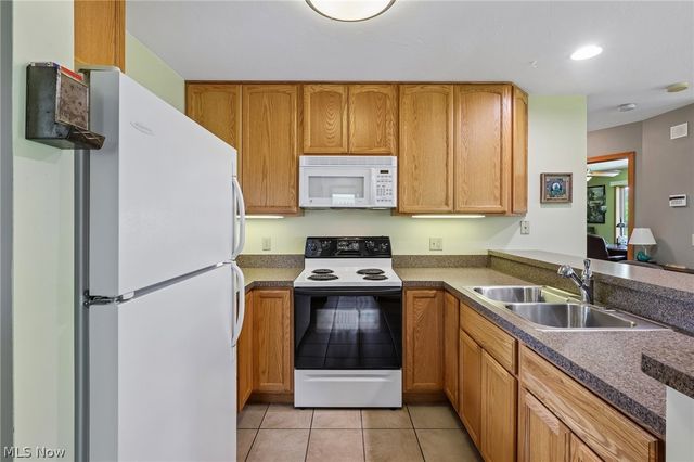 19829 Marks Road, Strongsville, OH 44149