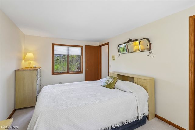 19829 Marks Road, Strongsville, OH 44149
