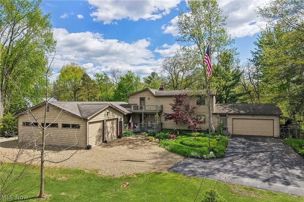19829 Marks Road, Strongsville, OH 44149