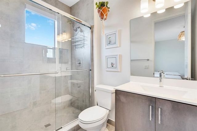 10595 S Lago Vista Circle, Parkland, FL 33076