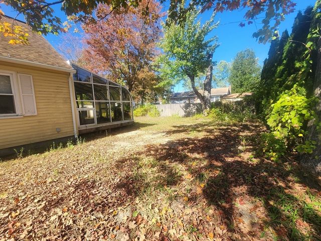 2 Alice St, Montague, MA 01376