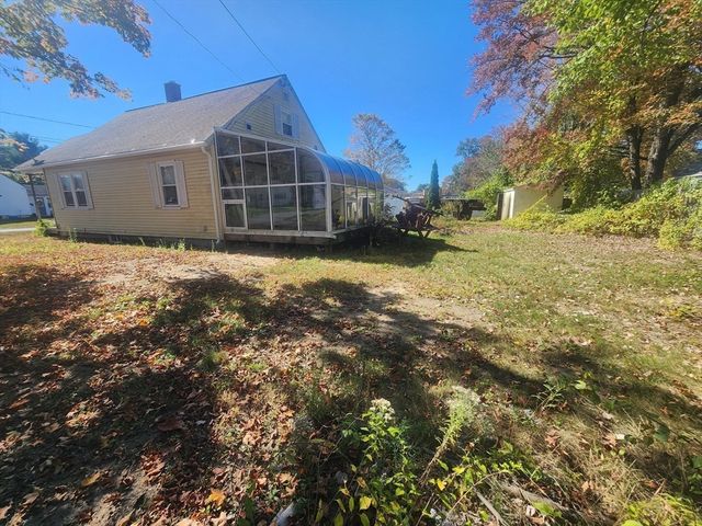 2 Alice St, Montague, MA 01376