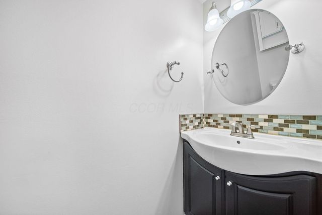 451 Federal Circle, Delaware, OH 43015