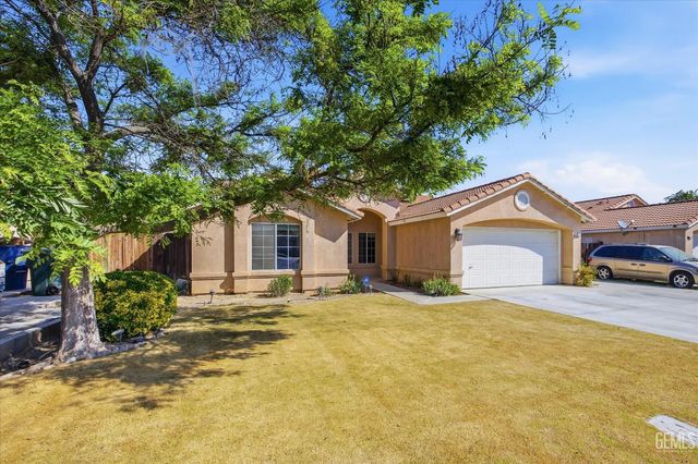 2914 Tar Springs Avenue, Bakersfield, CA 93313