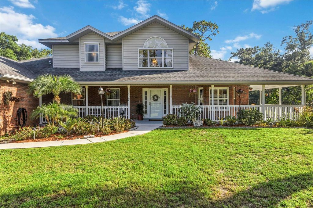 Image 3 of property listing at 9308 65TH AVENUE E, Bradenton, FL 34202