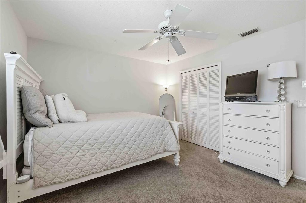 Image 30 of property listing at 9308 65TH AVENUE E, Bradenton, FL 34202