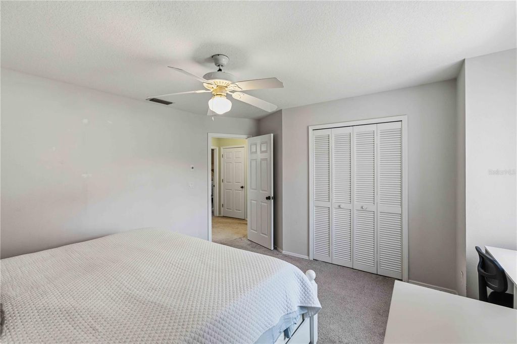 Image 34 of property listing at 9308 65TH AVENUE E, Bradenton, FL 34202