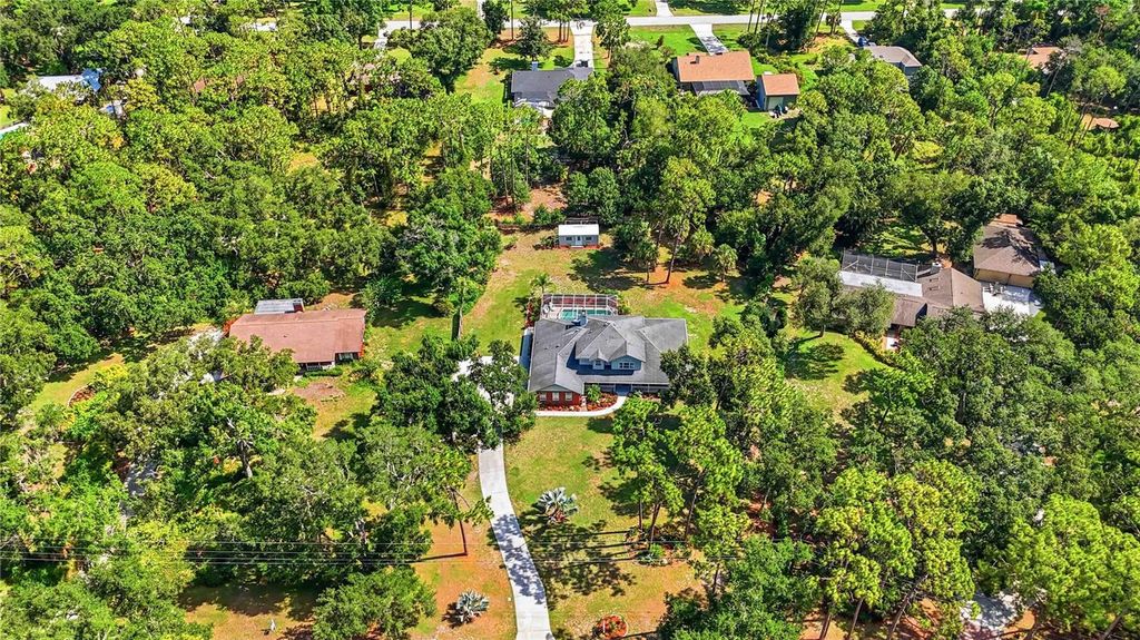 Image 50 of property listing at 9308 65TH AVENUE E, Bradenton, FL 34202