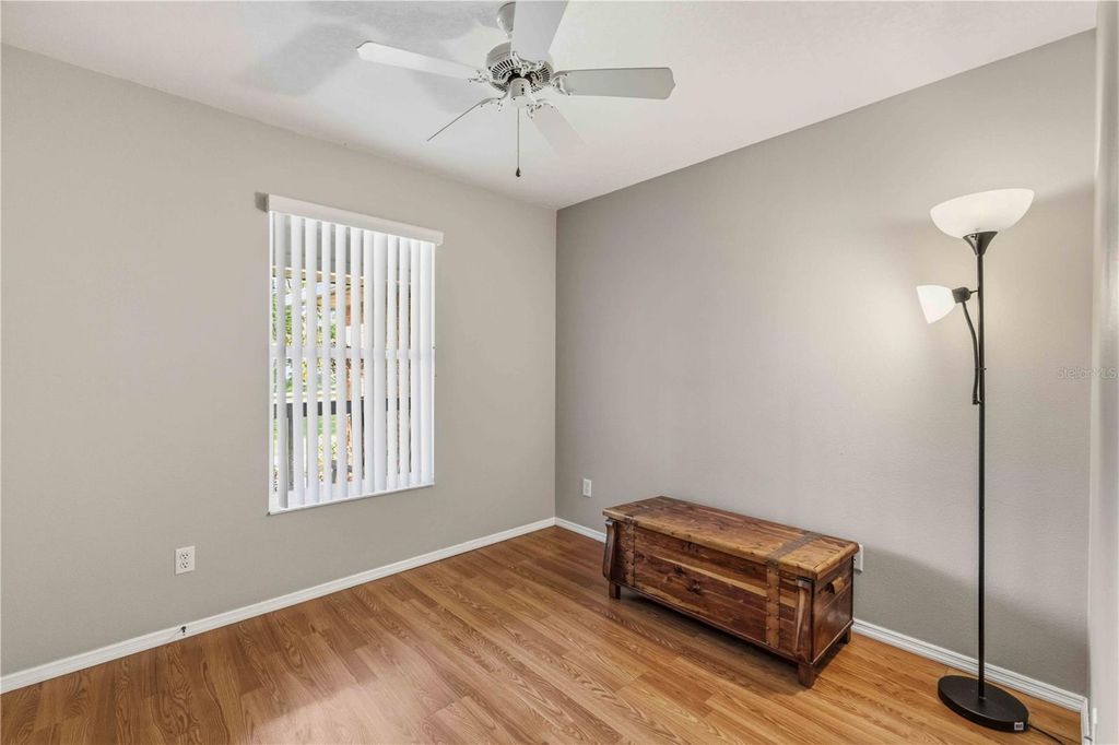 Image 8 of property listing at 9308 65TH AVENUE E, Bradenton, FL 34202