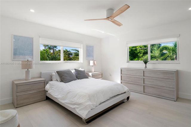 240 Mohawk St, Islamorada, FL 33070