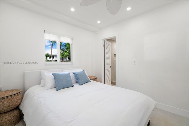 240 Mohawk St, Islamorada, FL 33070