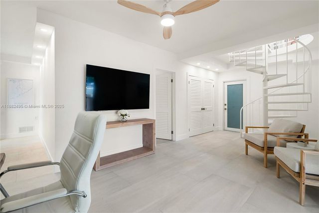 240 Mohawk St, Islamorada, FL 33070