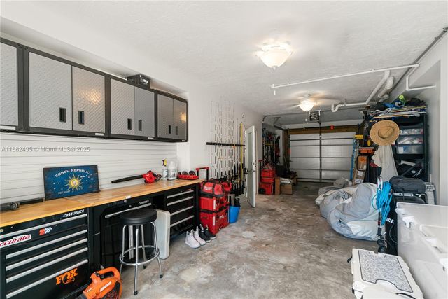 240 Mohawk St, Islamorada, FL 33070