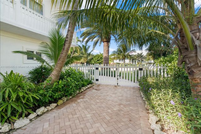 240 Mohawk St, Islamorada, FL 33070