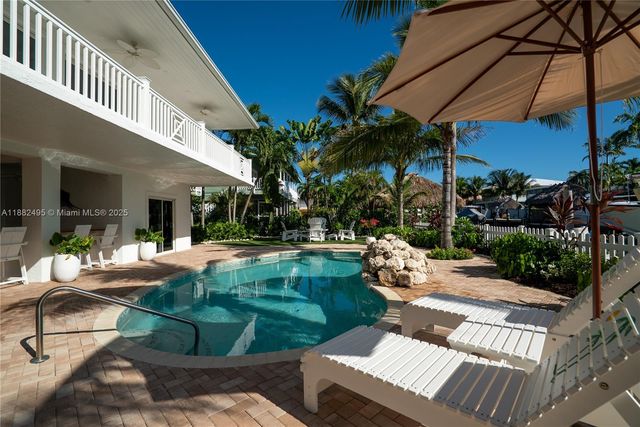 240 Mohawk St, Islamorada, FL 33070