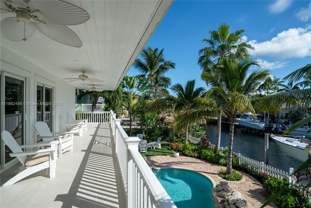 240 Mohawk St, Islamorada, FL 33070