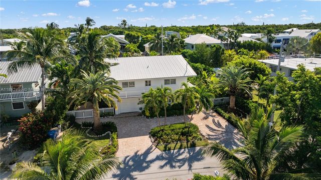 240 Mohawk St, Islamorada, FL 33070