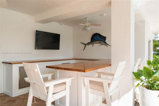 240 Mohawk St, Islamorada, FL 33070