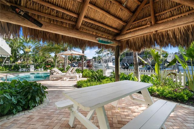 240 Mohawk St, Islamorada, FL 33070