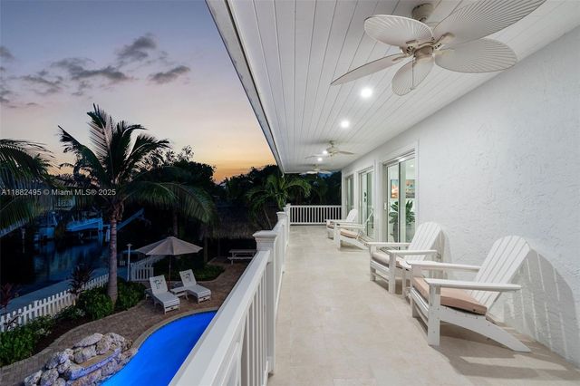 240 Mohawk St, Islamorada, FL 33070