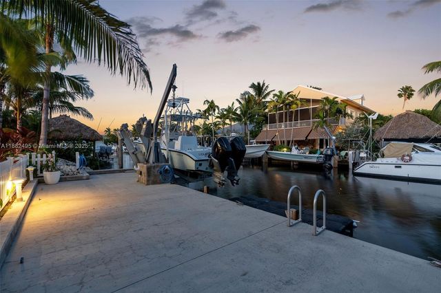 240 Mohawk St, Islamorada, FL 33070