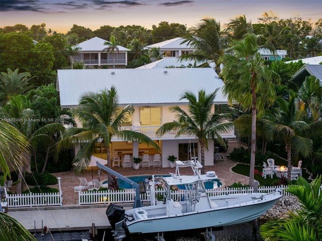 240 Mohawk St, Islamorada, FL 33070