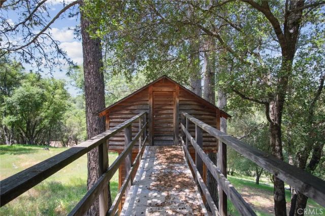 20524 Echo Court, Groveland, CA 95321