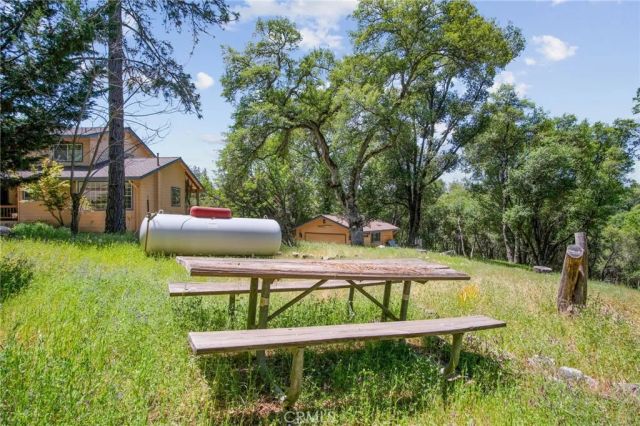20524 Echo Court, Groveland, CA 95321