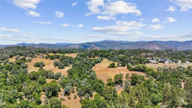 20524 Echo Court, Groveland, CA 95321