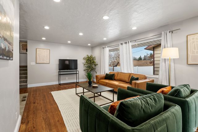 1528 E SUNVIEW DR, Ogden, UT 84404