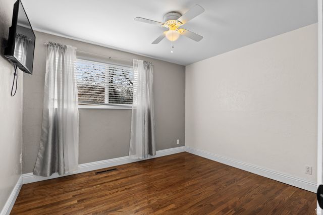 1528 E SUNVIEW DR, Ogden, UT 84404