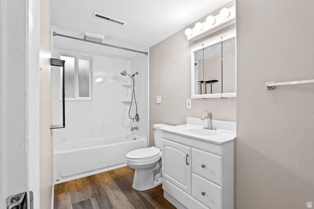 1528 E SUNVIEW DR, Ogden, UT 84404