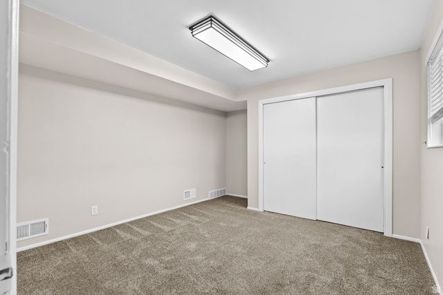 1528 E SUNVIEW DR, Ogden, UT 84404