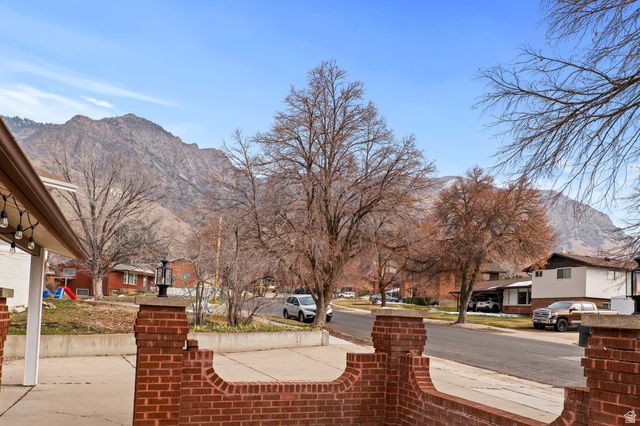 1528 E SUNVIEW DR, Ogden, UT 84404